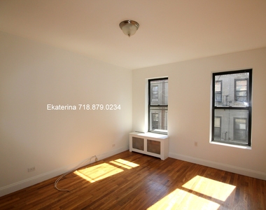 220 East 89th Street - Photo Thumbnail 1