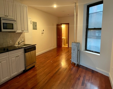 256 East 10th St - Photo Thumbnail 2