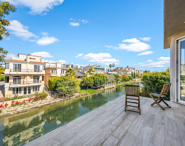 3511 Grand Canal - Photo Thumbnail 24