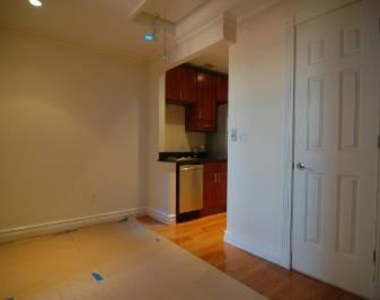 234 West 14th Street - Photo Thumbnail 3