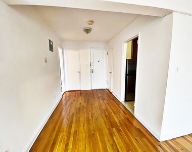 2701 Ocean Avenue - Photo Thumbnail 3