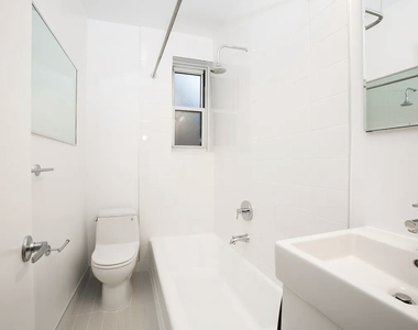 W 18th Street - Photo Thumbnail 4