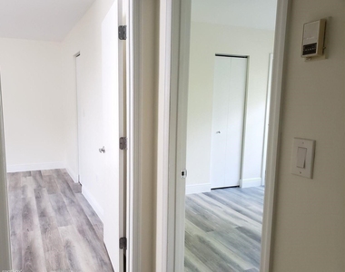 235 Antilla Ave Apt 8 - Photo Thumbnail 4