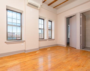 292 Bedford Avenue, Brooklyn, NY 11249 - Photo Thumbnail 0