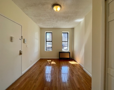 425 East 114th Street - Photo Thumbnail 0