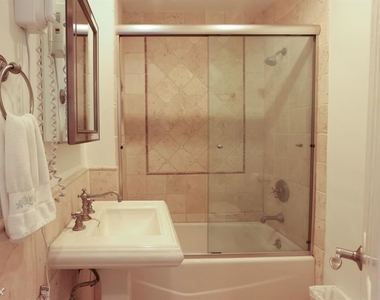 2101 Ocean Ave Apt 11 - Photo Thumbnail 4