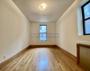 302 West 107th Street - Photo Thumbnail 3