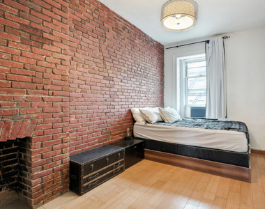 182 Bleecker Street - Photo Thumbnail 6