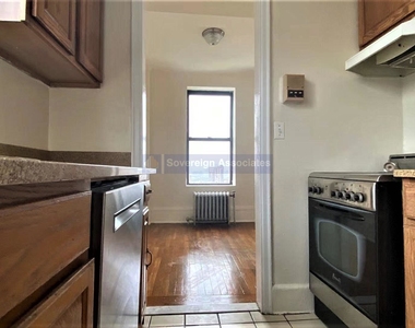 77 West 104th Street - Photo Thumbnail 6