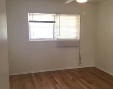 1218 N Mansfield Ave - Photo Thumbnail 16