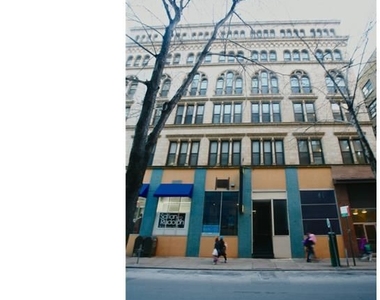 701 Sansom St - Photo Thumbnail 7