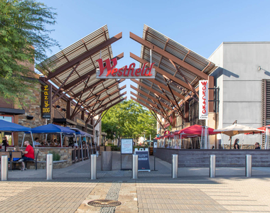 24452 West Valencia Blvd. - Photo Thumbnail 27
