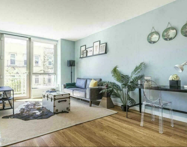 The OTTO - 211 McGuiness Boulevard, Brooklyn, NY 11222 - Photo Thumbnail 2