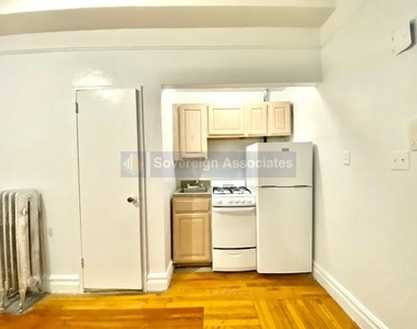 936 West End Avenue - Photo Thumbnail 8