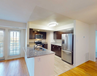 8800 Queensmere Place - Photo Thumbnail 15