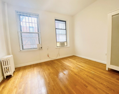 177 East Houston Street - Photo Thumbnail 1