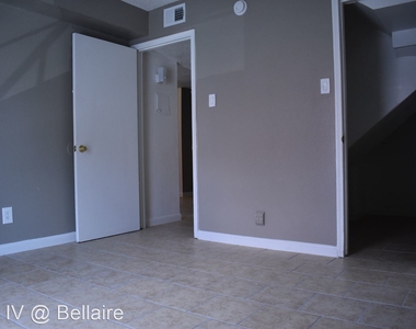 6120 Bellaire Blvd. - Photo Thumbnail 5