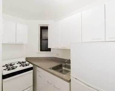 342 East 55th Street - Photo Thumbnail 2