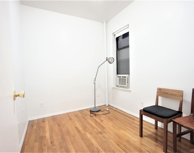 349 West 45th Street - Photo Thumbnail 3