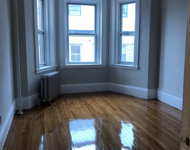 41 Hemenway St. - Photo Thumbnail 2