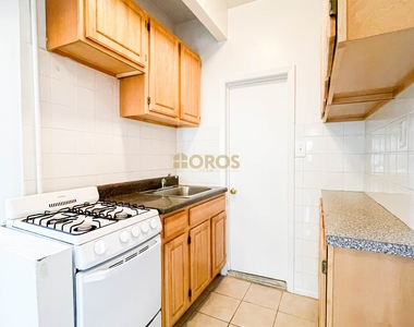 533 East 5th Street - Photo Thumbnail 4