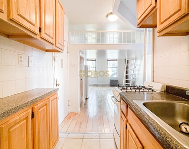 533 East 5th Street - Photo Thumbnail 5