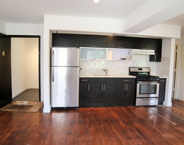 328a Irving Avenue - Photo Thumbnail 2