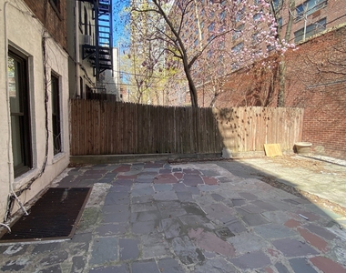 East 78th Street - Photo Thumbnail 1