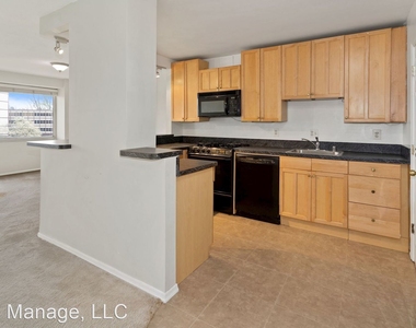 4515 Willard Ave Apt #607s - Photo Thumbnail 4