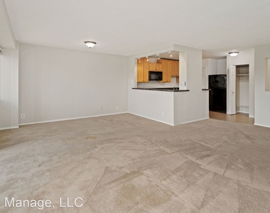 4515 Willard Ave Apt #607s - Photo Thumbnail 12