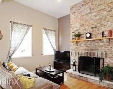 617 W Drummond Pl # 2aw - Photo Thumbnail 2