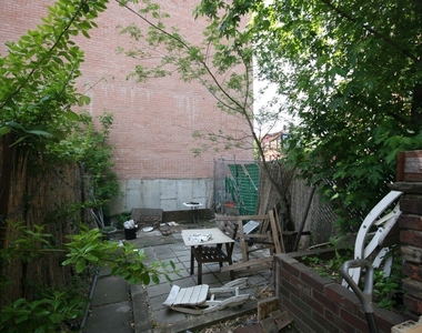 386 Lafayette Avenue - Photo Thumbnail 0