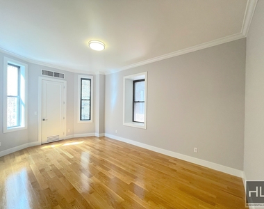 252 West 76 Street - Photo Thumbnail 1