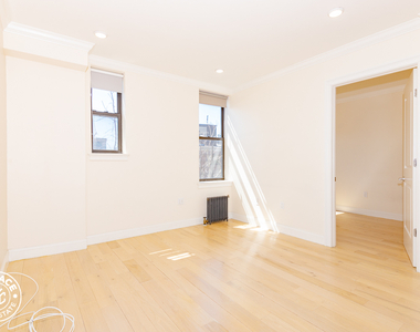 946 Bushwick Avenue - Photo Thumbnail 4