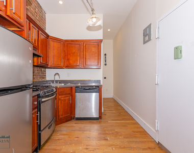 38 Nostrand Avenue - Photo Thumbnail 1