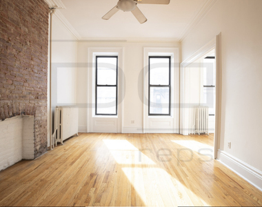 455a Myrtle Avenue - Photo Thumbnail 0