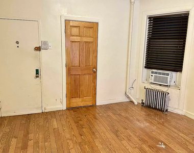 2305 2nd Avenue - Photo Thumbnail 2