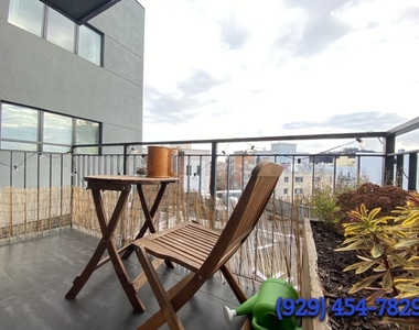 1552 Myrtle Avenue - Photo Thumbnail 10