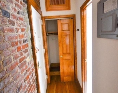 312 West 47th street - Photo Thumbnail 6