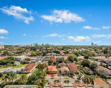 3000 Coral Way - Photo Thumbnail 2