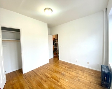 6th street apartment - Photo Thumbnail 5