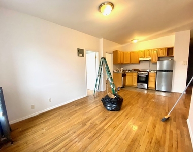 6th street apartment - Photo Thumbnail 2