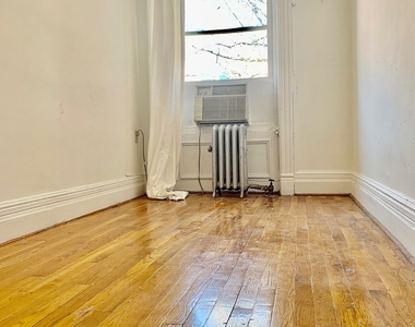 155 West 87 Street - Photo Thumbnail 4