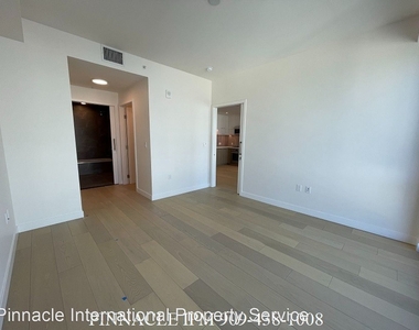 400 S. Broadway #1708 - Photo Thumbnail 10