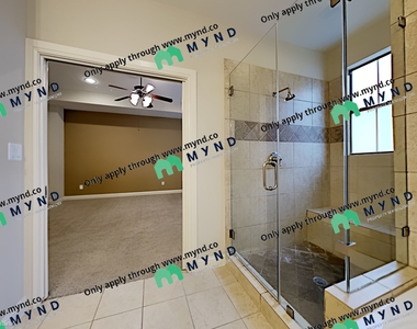 5213 Eigel St Apt B - Photo Thumbnail 8