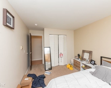 3825 N Pine Grove Ave, Chicago Il 302 - Photo Thumbnail 10