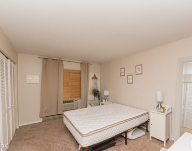 3825 N Pine Grove Ave, Chicago Il 302 - Photo Thumbnail 11