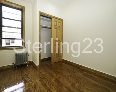 31-6 38th Street - Photo Thumbnail 6