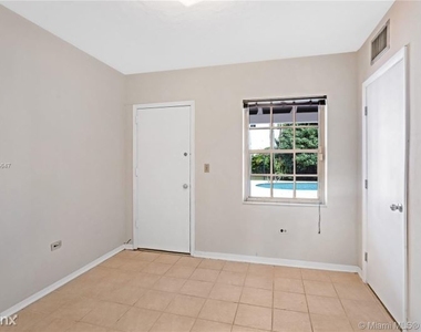 1259 S Alhambra Cir - Photo Thumbnail 13