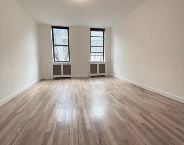 302 East 38th Street - Photo Thumbnail 0